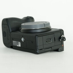 SONY α6700（ILCE-6700）