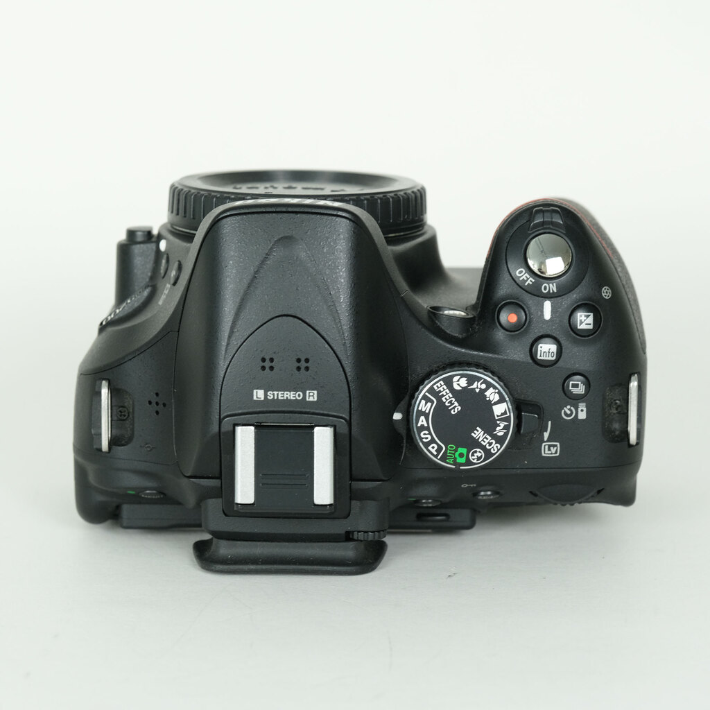 Nikon D5200 ボディ ブラック Nikon D5200 ボディ ブラック