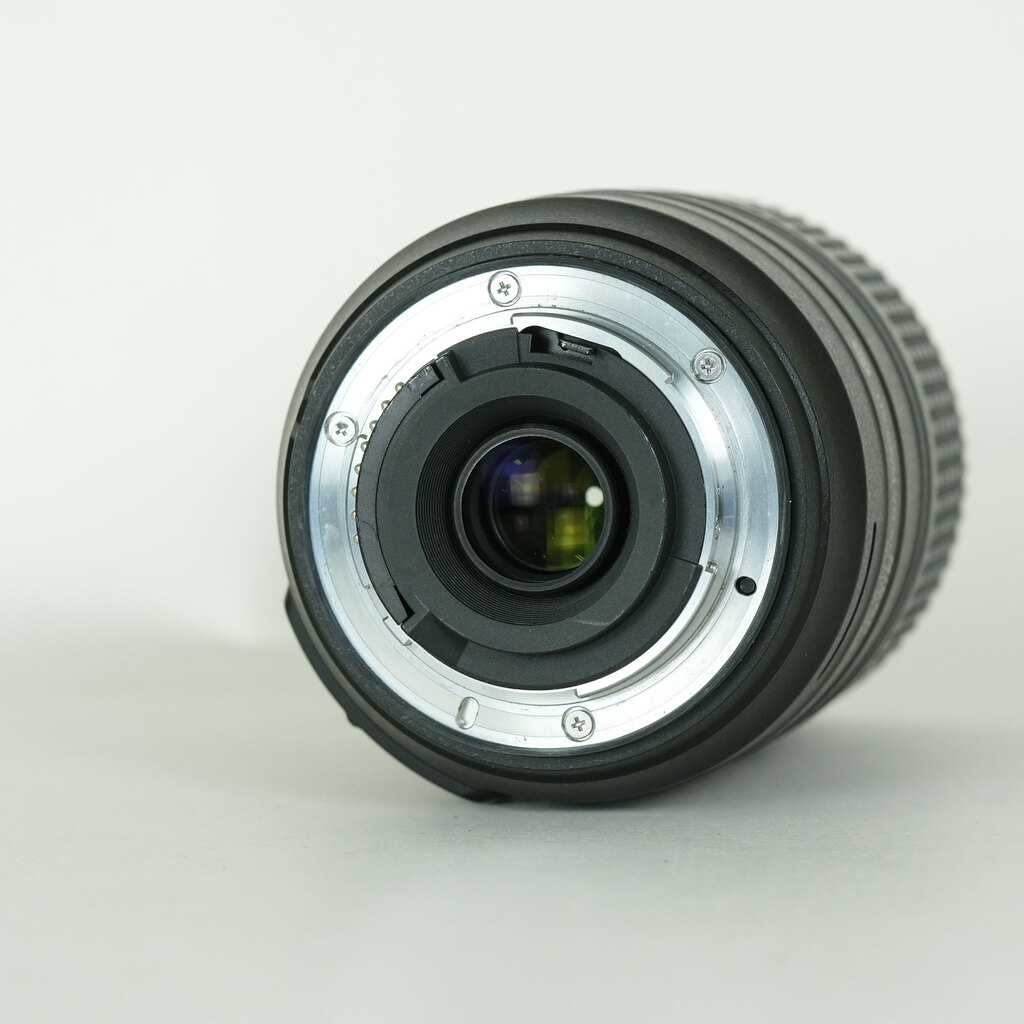 Nikon AF-S DX NIKKOR 55-300mm F4.5-5.6G ED VR Nikon AF-S DX NIKKOR 55-300mm F4.5-5.6G ED VR