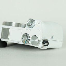 SONY α6000（ILCE-6000）
