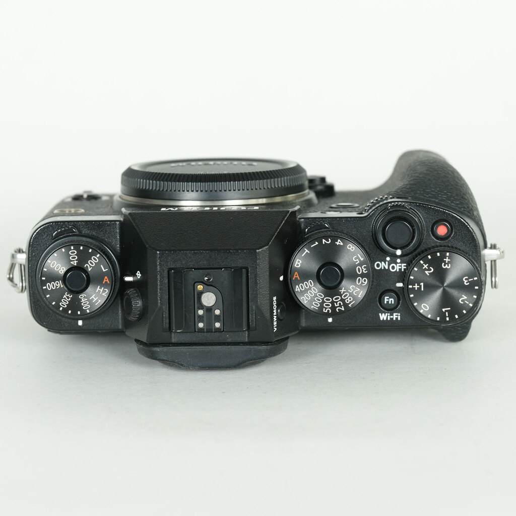 FUJIFILM X-T1 ミラーレス一眼(ジャンク品) FUJIFILM X-T1の出品 | ONE SCENE（ワンシーン）