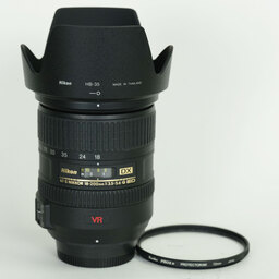 Nikon AF-S DX VR Zoom-Nikkor 18-200mm F3.5-5.6G IF-ED