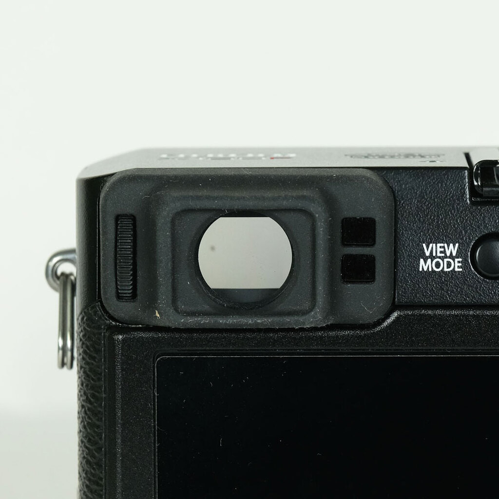 FUJIFILM X100F ブラック FUJIFILM X100F ブラック