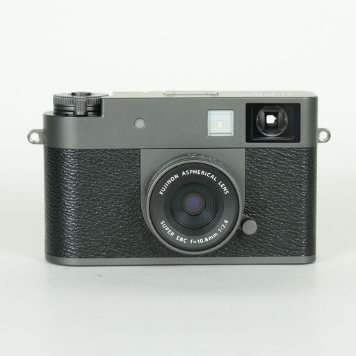 FUJIFILM X half X-HF1。フィルムを知り尽くした富士フイルムだから