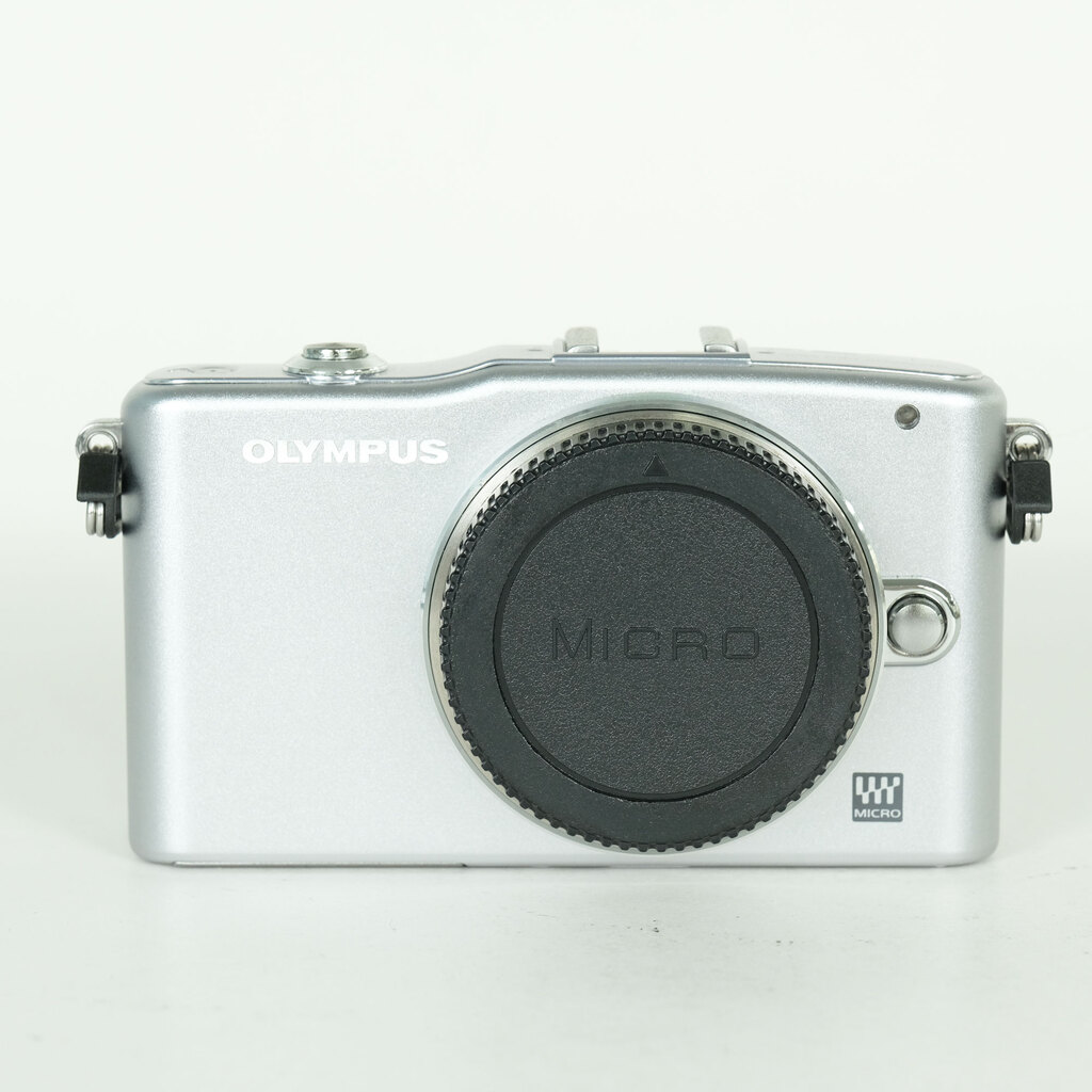 OLYMPUS PEN mini E-PM1 ボディ シルバーの出品 | ONE SCENE（ワンシーン）
