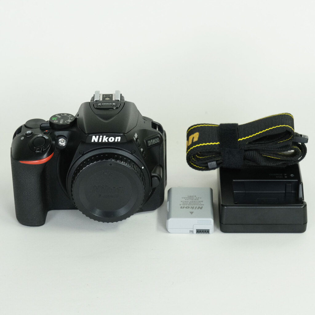 Nikon D5600