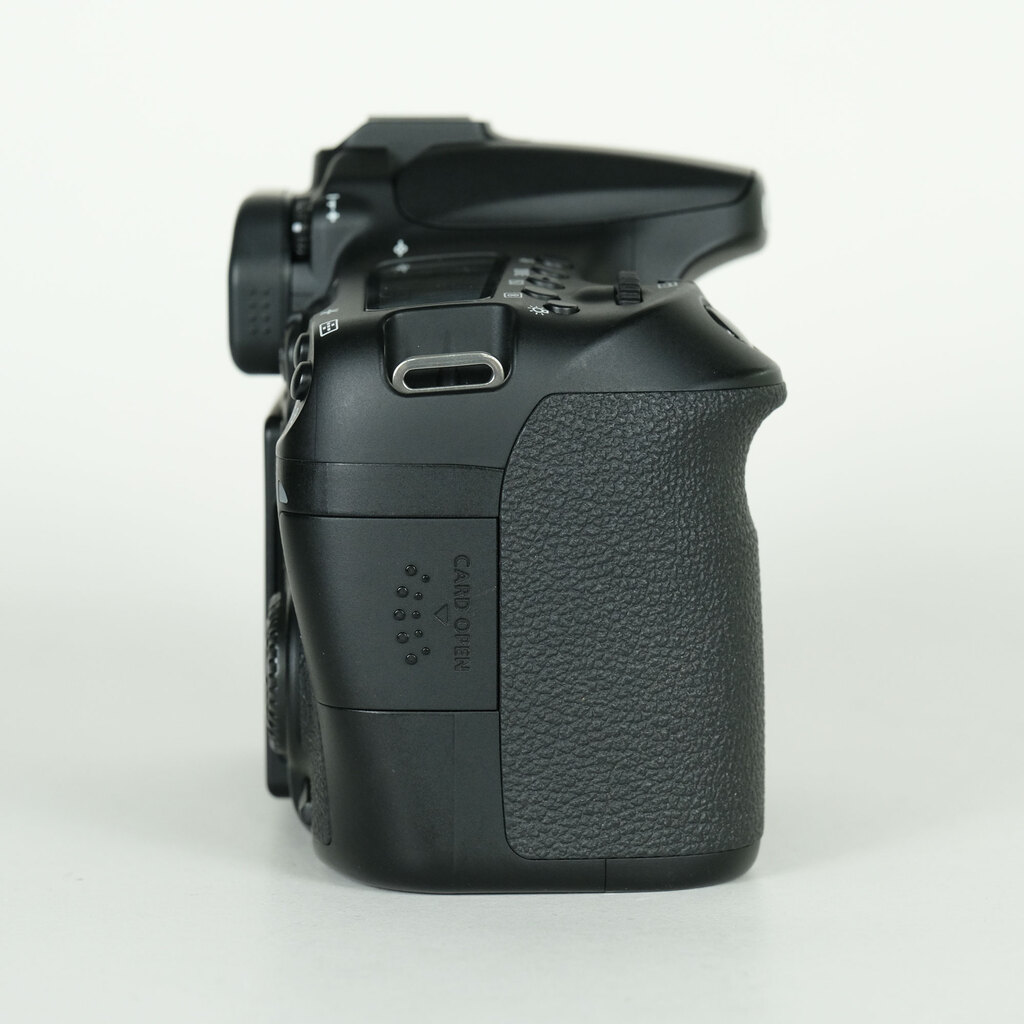 Canon EOS 70D