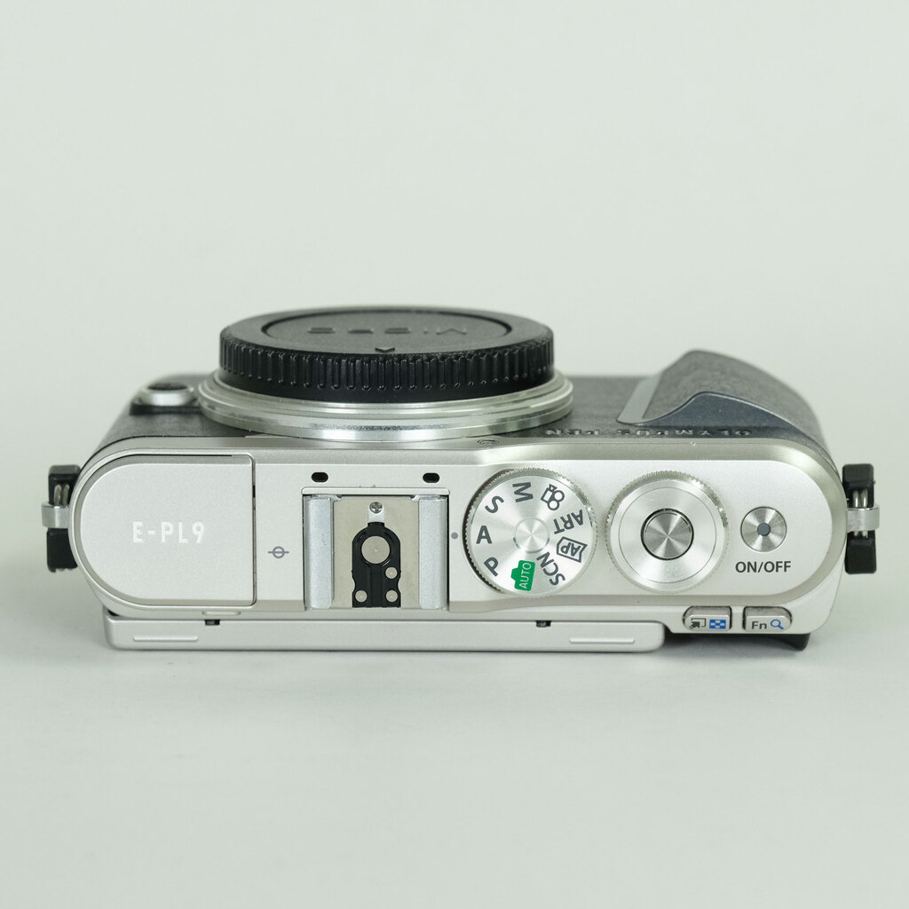 OLYMPUS PEN E-PL9 OLYMPUS PEN E-PL9