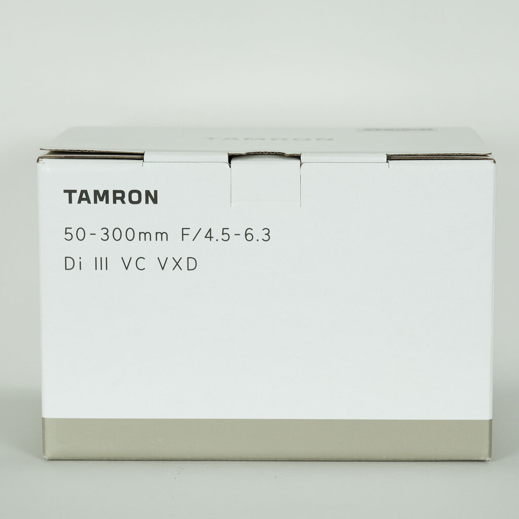 TAMRON 50-300mm F/4.5-6.3 Di III VC VXD (Model A069) [ソニーE用]