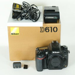 Nikon D610