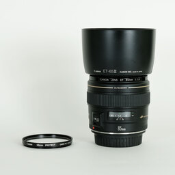 Canon EF85mm F1.8 USM