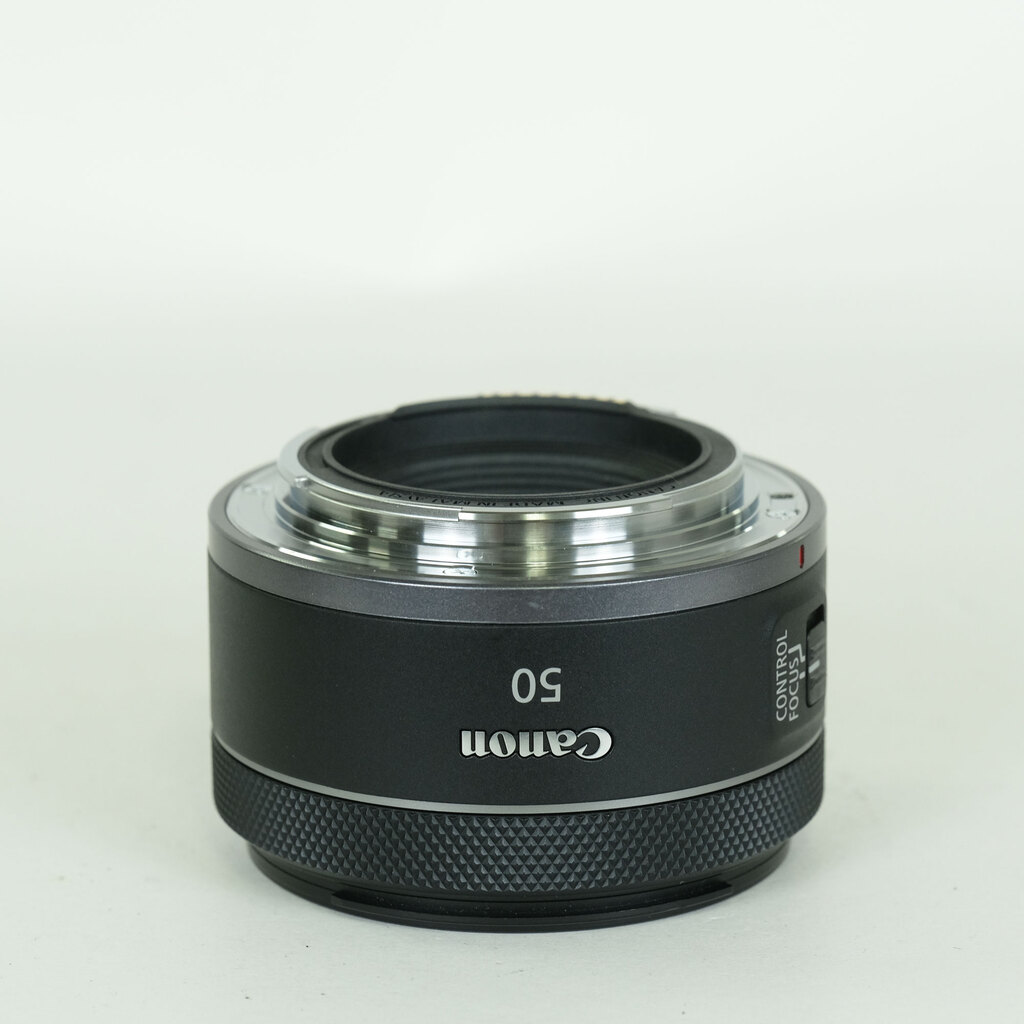 Canon RF50mm F1.8 STM