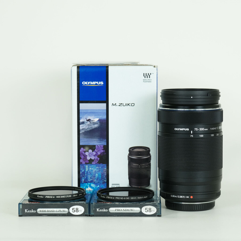 OLYMPUS M.ZUIKO DIGITAL ED 75-300mm F4.8-6.7 II