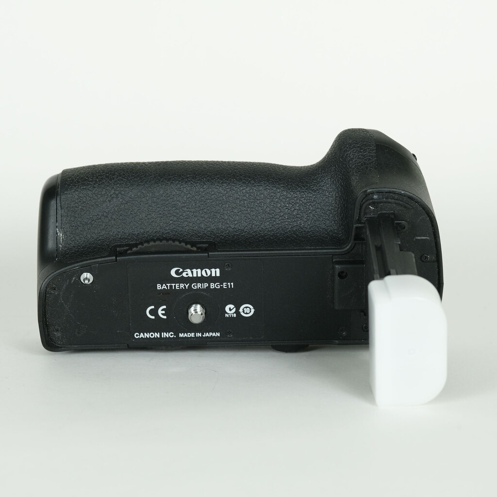 Canon EOS 5D Mark III Canon EOS 5D Mark III