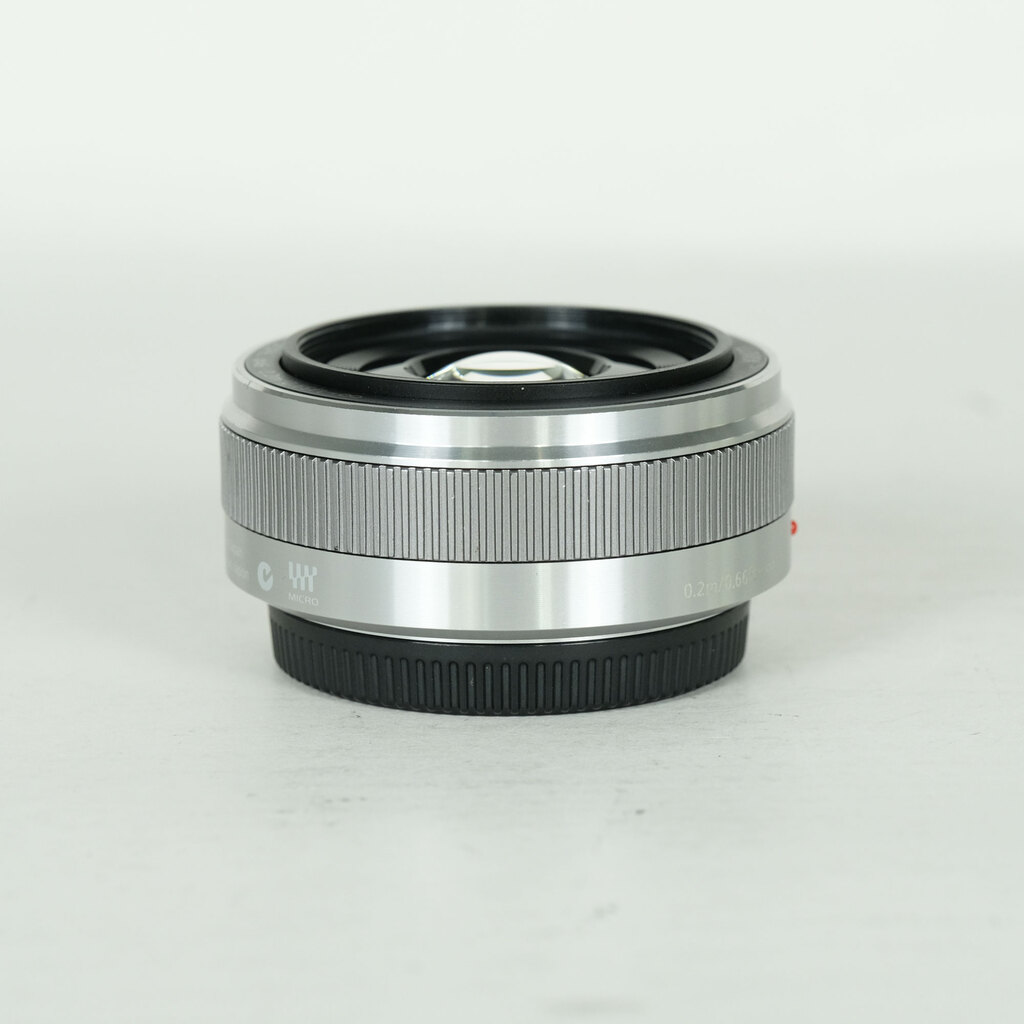 Panasonic LUMIX G 20mm F1.7 II ASPH.の出品 | ONE SCENE（ワンシーン）