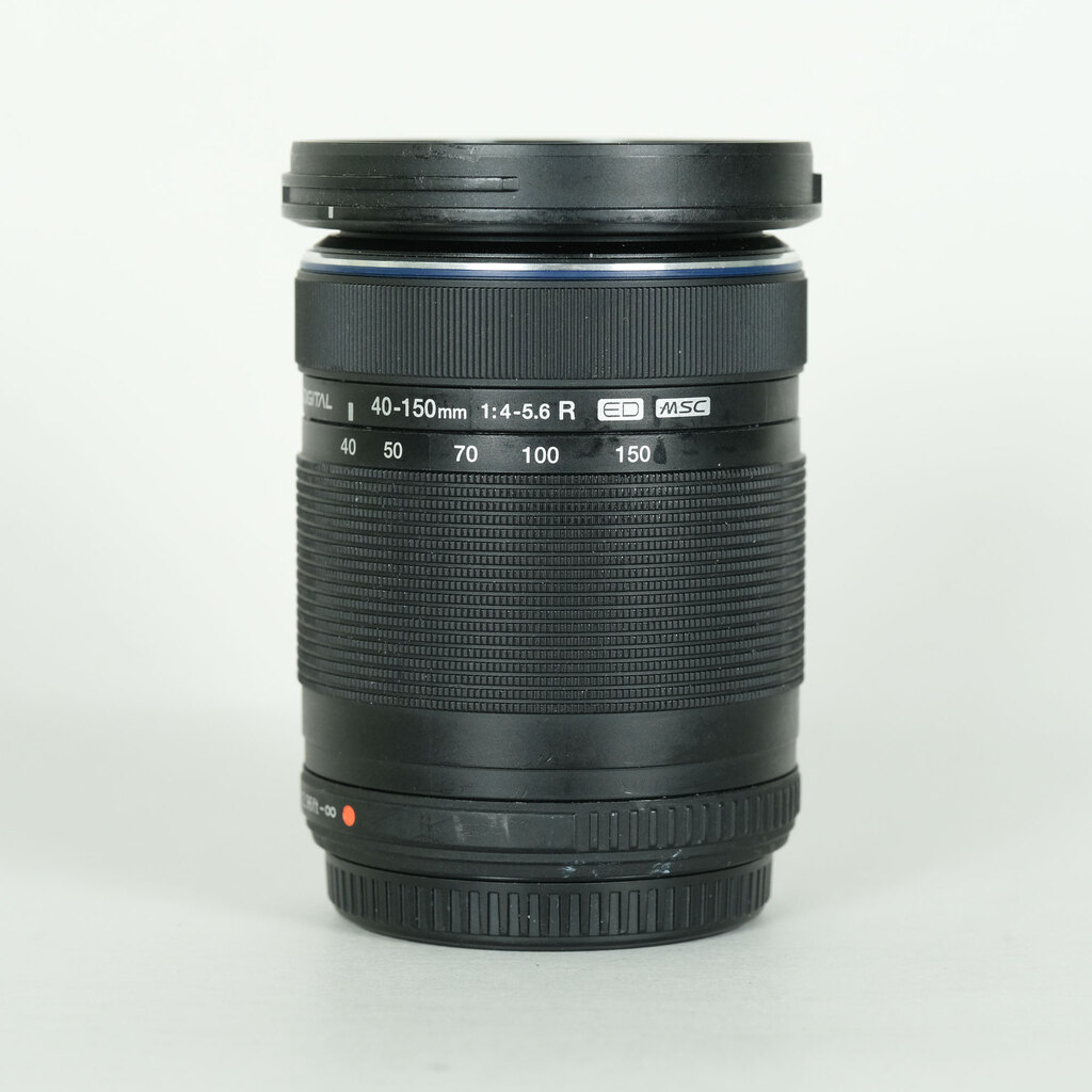 OLYMPUS M.ZUIKO DIGITAL ED 40-150mm F4.0-5.6 R [�u���b�N]