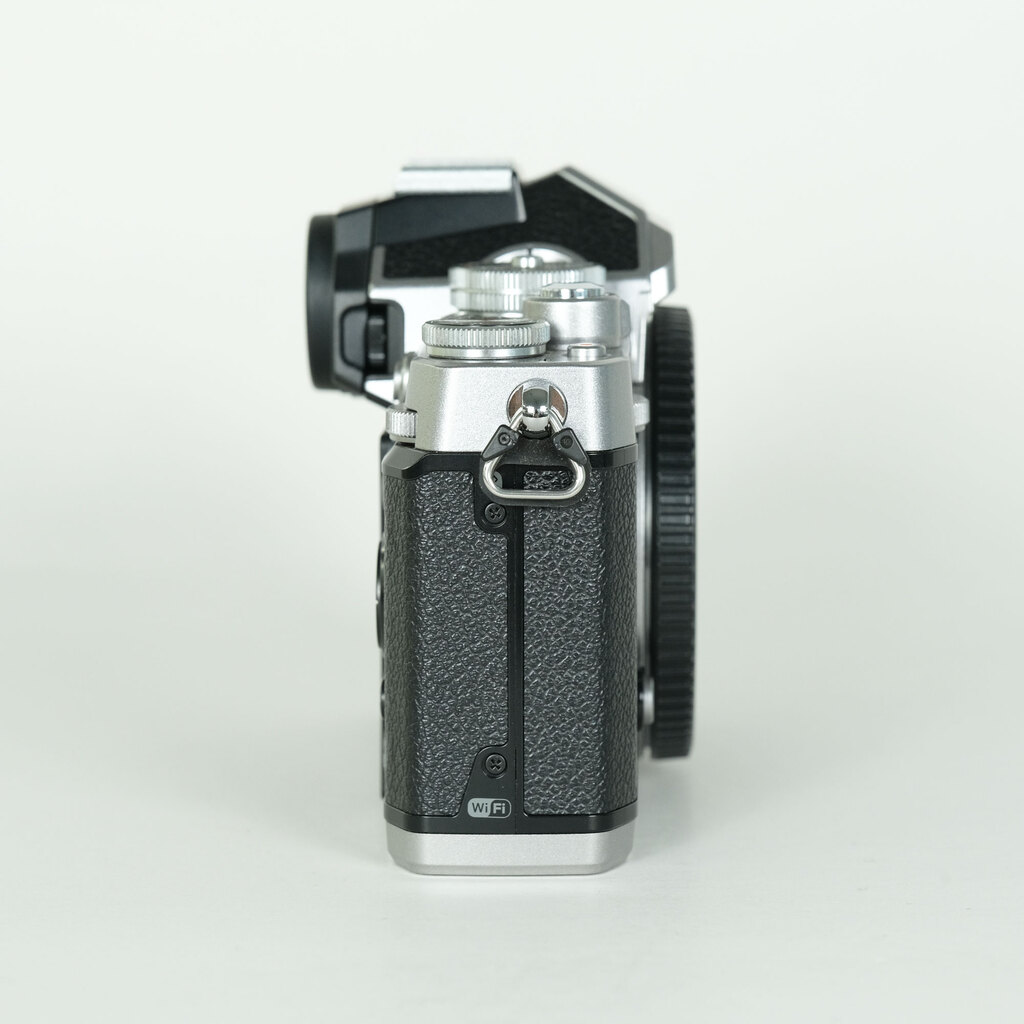 Nikon Z fcの出品 | ONE SCENE（ワンシーン）