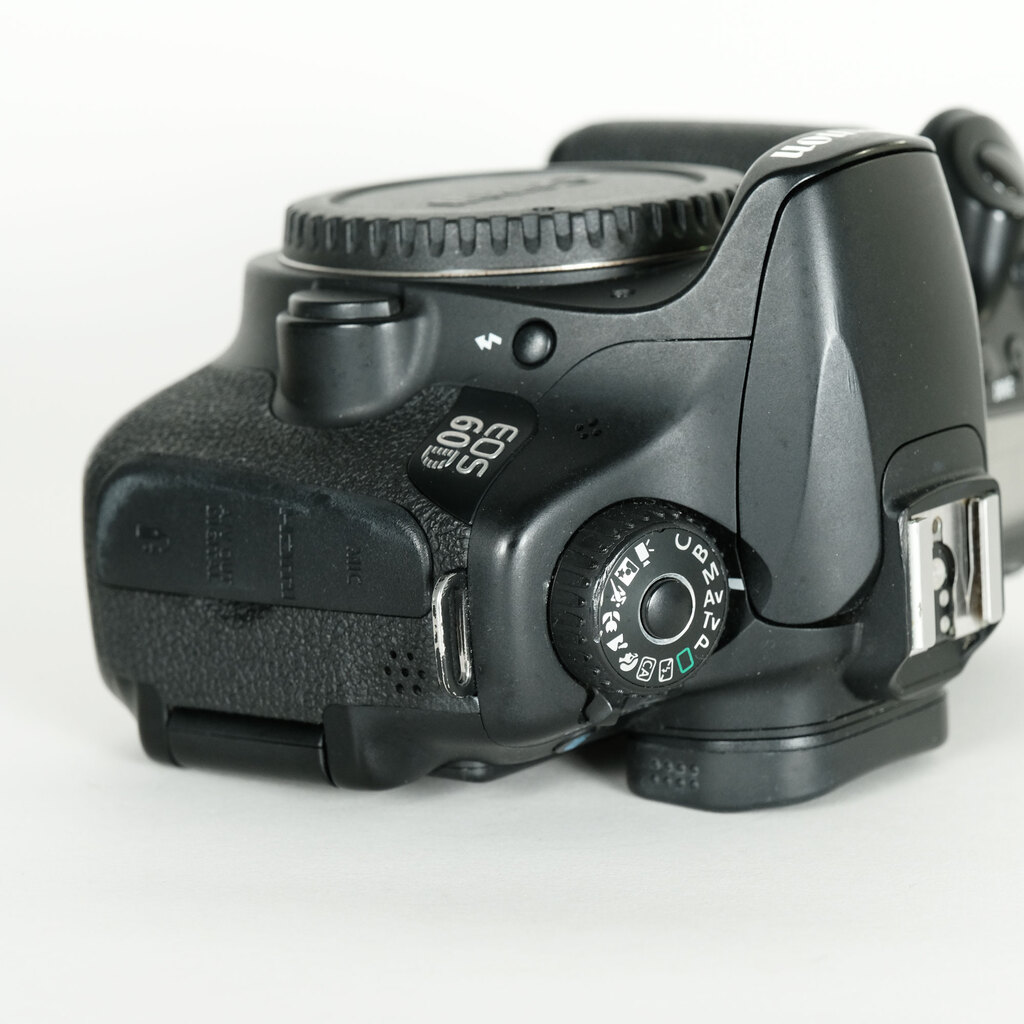 Canon EOS 60D ボディ