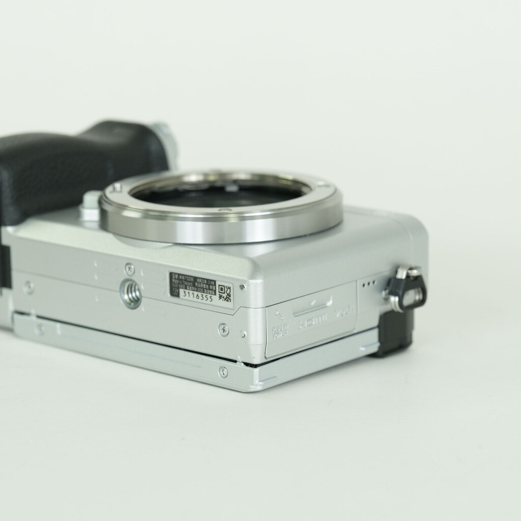 SONY α6400（ILCE-6400）