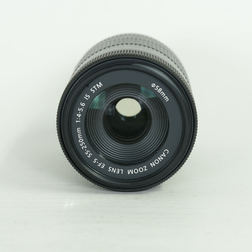 Canon EF-S55-250mm F4-5.6 IS STM