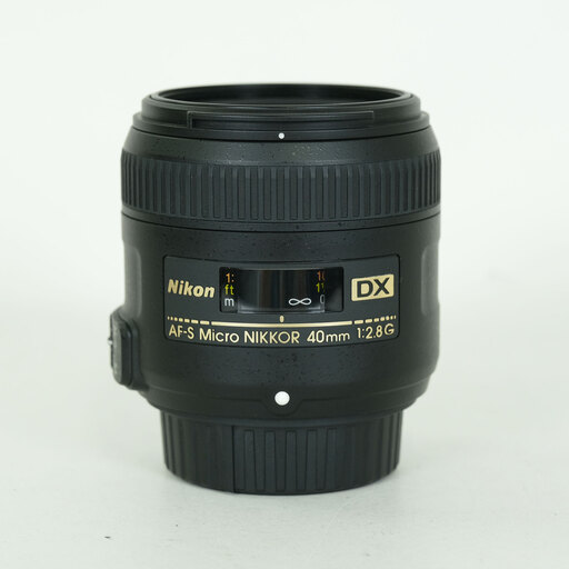 Nikon AF-S DX Micro NIKKOR 40mm f/2.8G