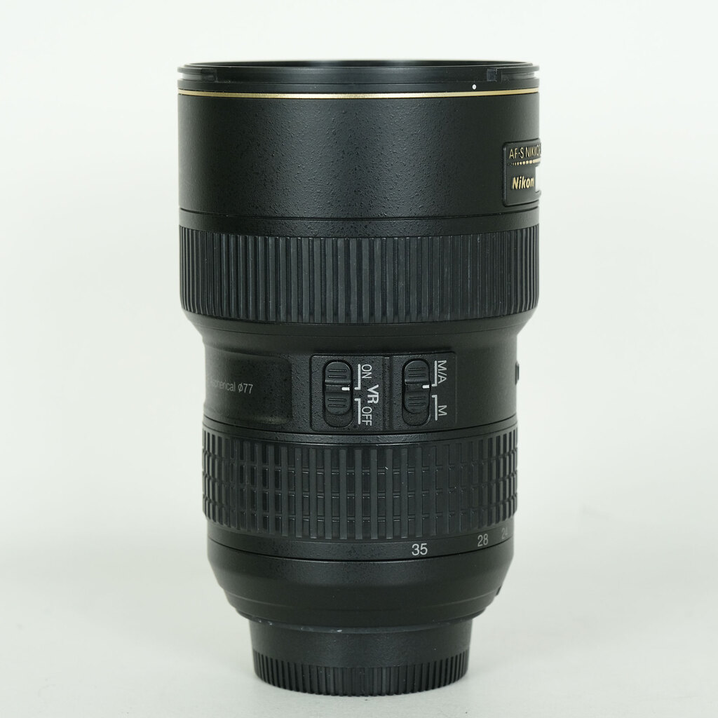 Nikon AF-S NIKKOR 16-35mm F4 G ED VR Nikon AF-S NIKKOR 16-35mm F4 G ED VR