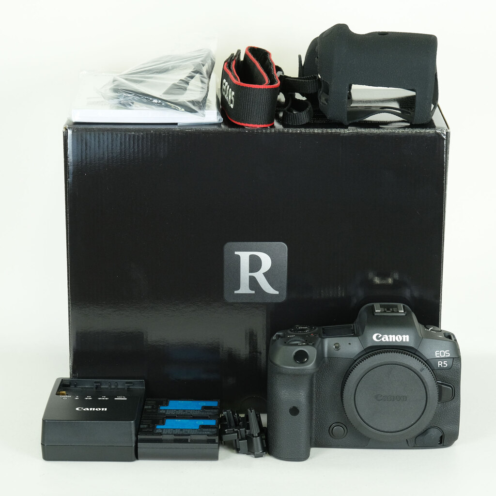 Canon EOS R5