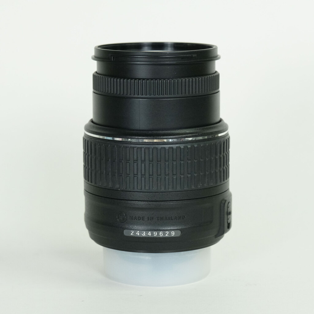 Nikon AF-S DX NIKKOR 18-55mm f3.5-5.6G VR II