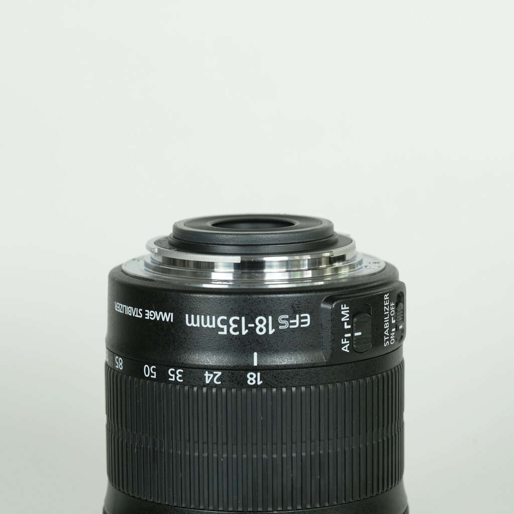 Canon EF-S18-135mm F3.5-5.6 IS STM
