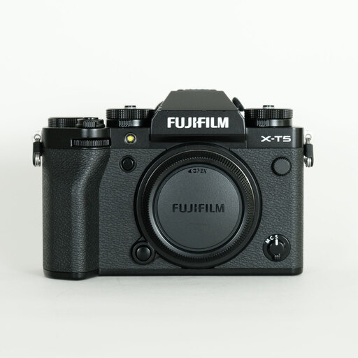FUJIFILM X-T5 FUJIFILM X-T5