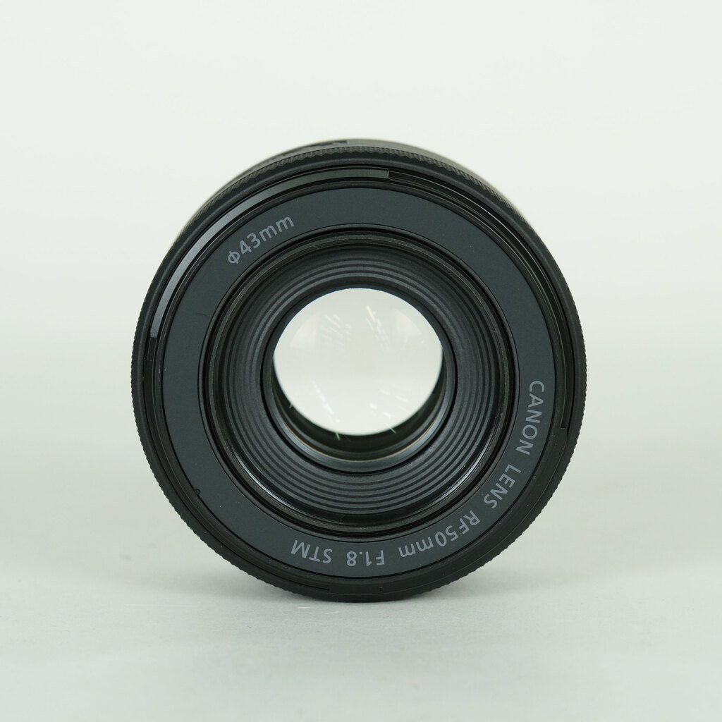 Canon RF50mm F1.8 STMの出品 | ONE SCENE（ワンシーン）