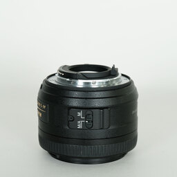 Nikon AF-S DX NIKKOR 35mm f/1.8G