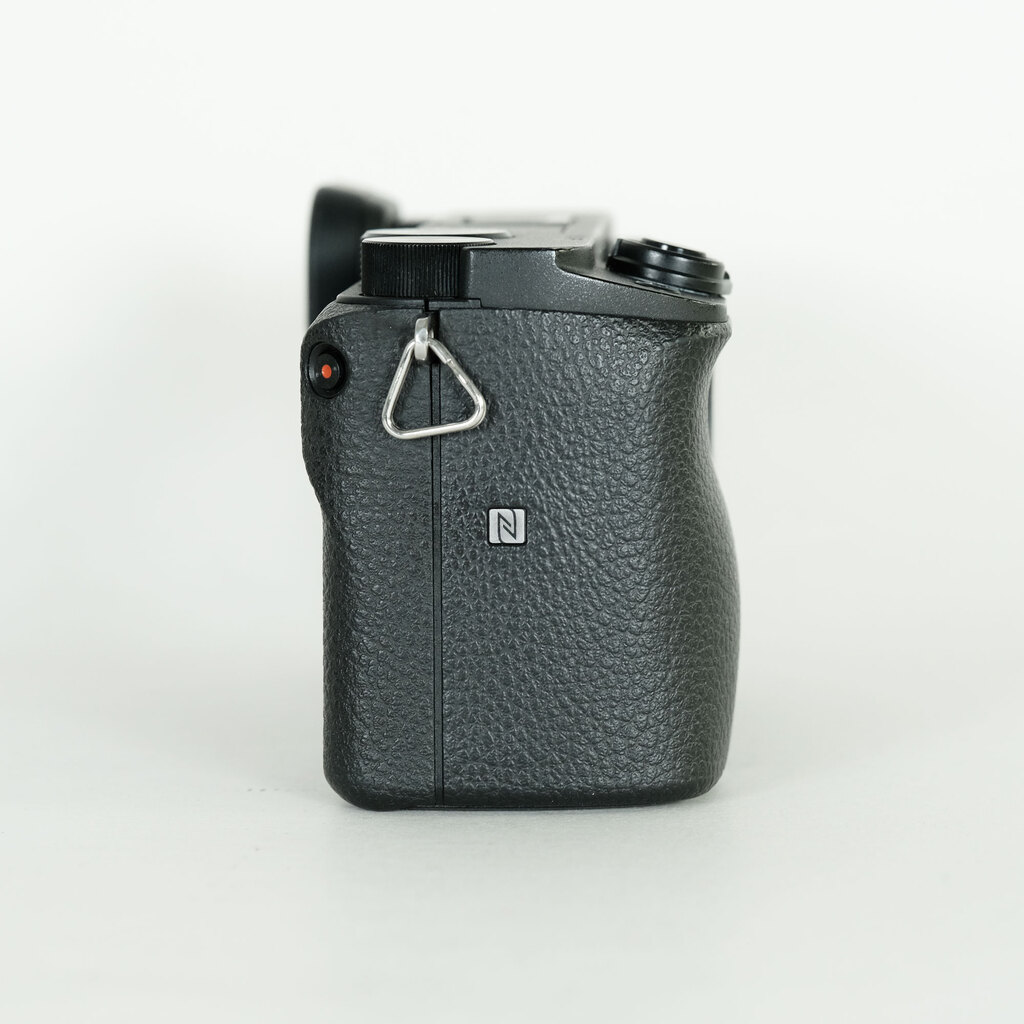 SONY α6400（ILCE-6400）