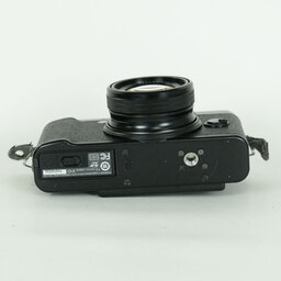 FUJIFILM X10 ブラック FUJIFILM X10 ブラック