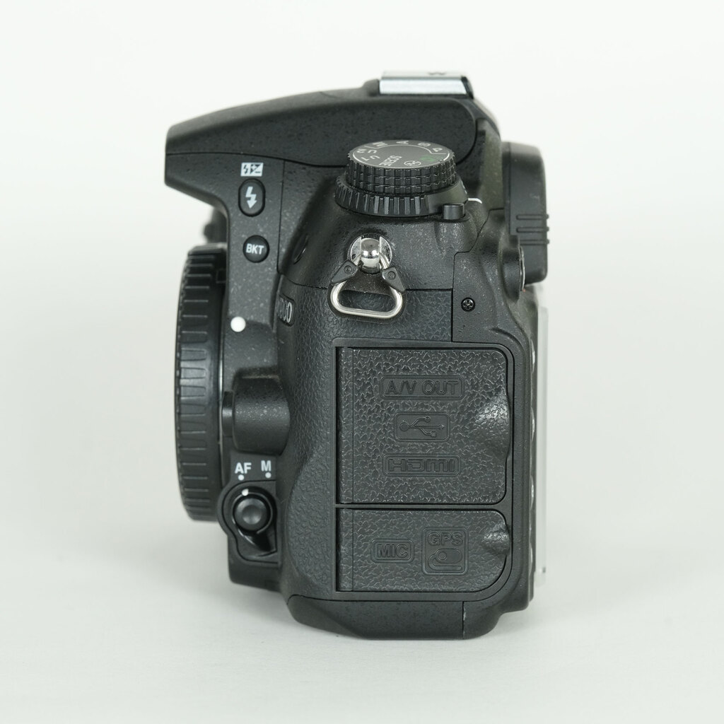 Nikon D7000