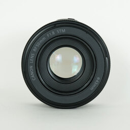 Canon RF50mm F1.8 STM