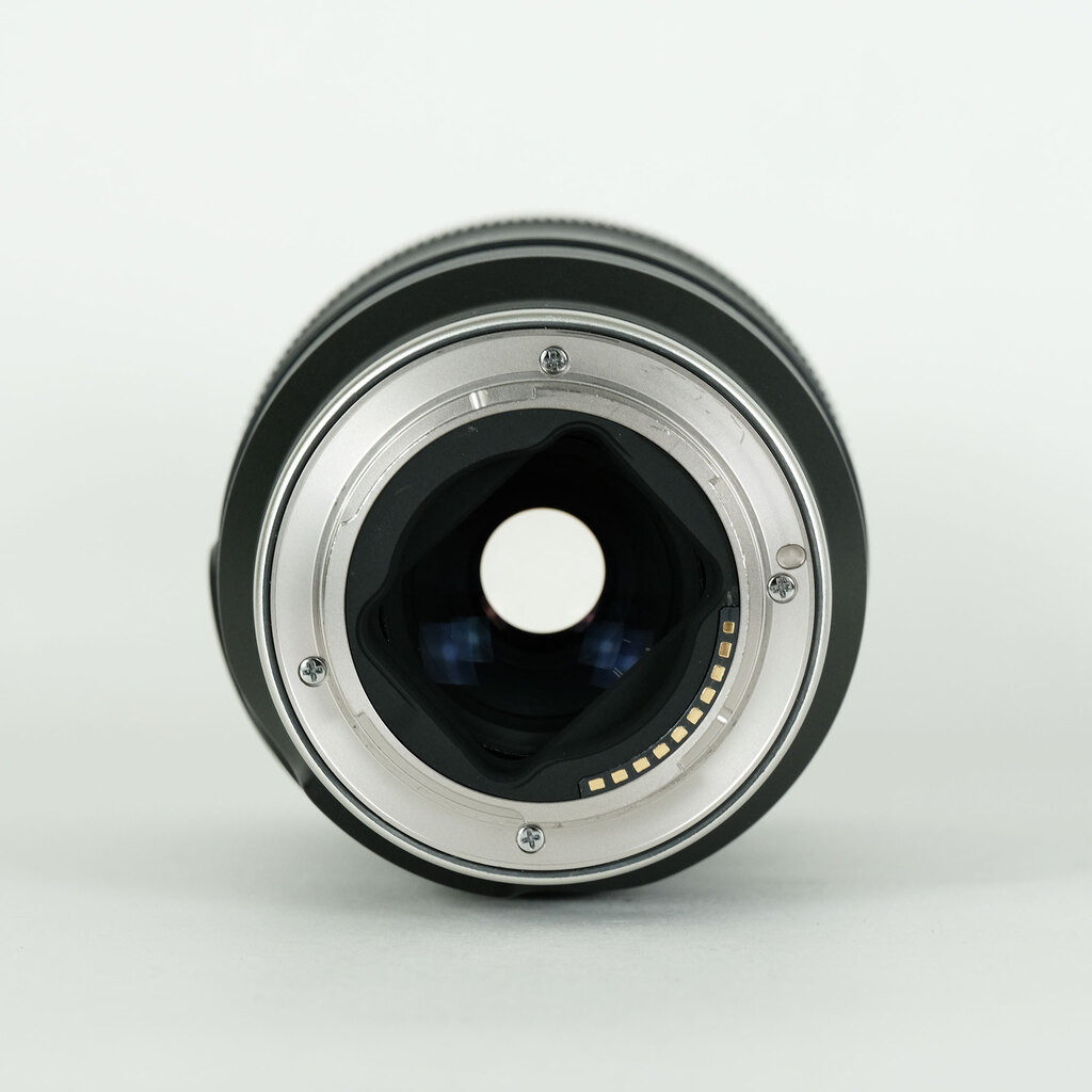 TAMRON 90mm F/2.8 Di III MACRO VXD [ソニーE用]