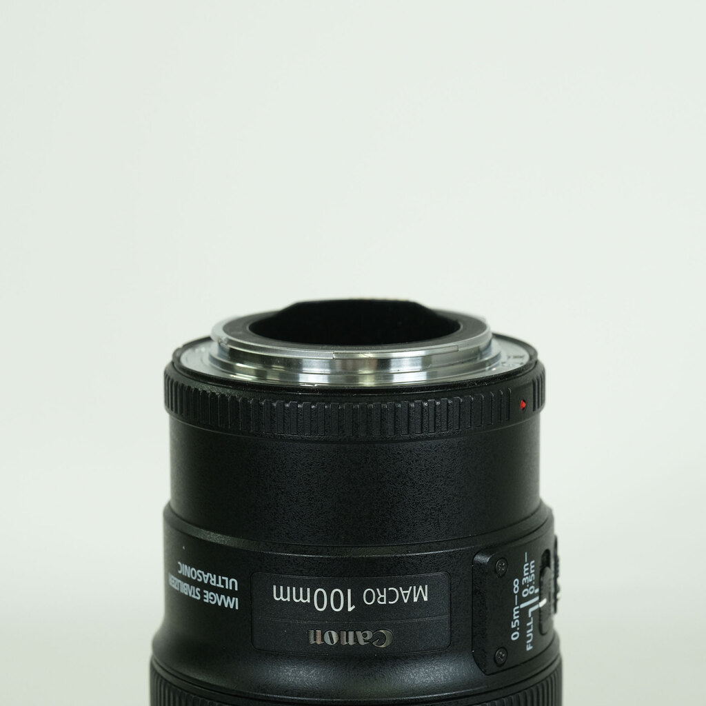 Canon EF100mm F2.8Lマクロ IS USM