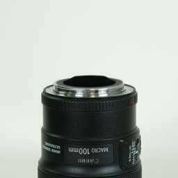 Canon EF100mm F2.8Lマクロ IS USM