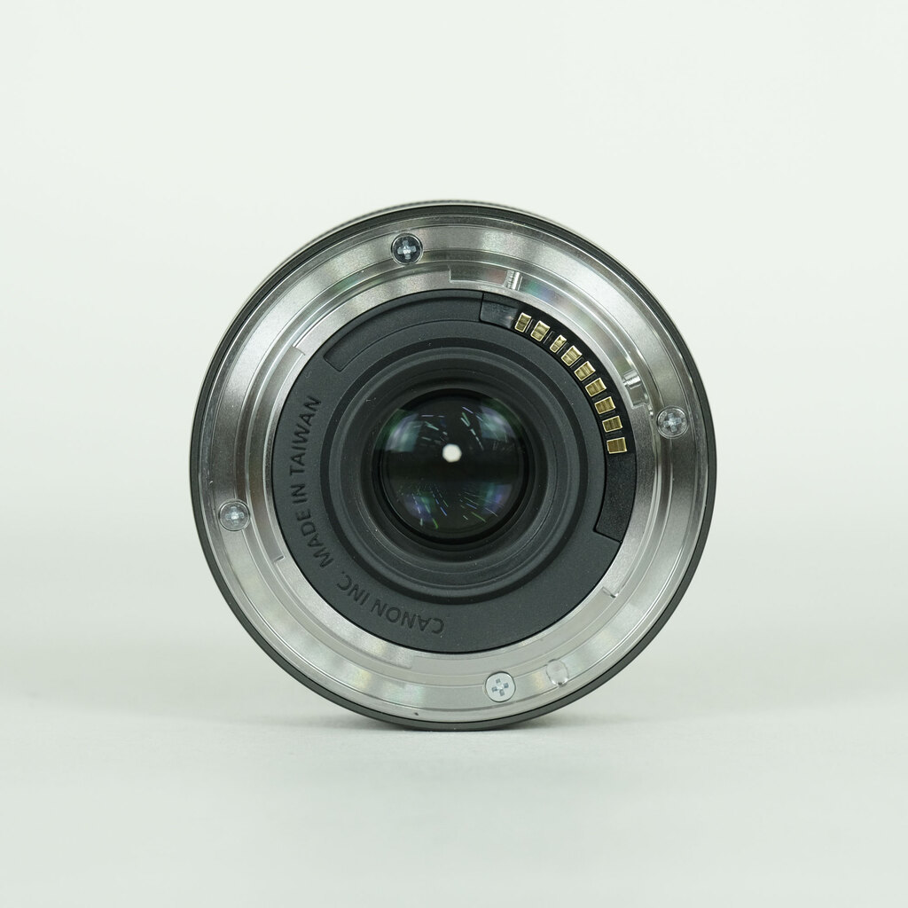 Canon EF-M22mm F2 STM