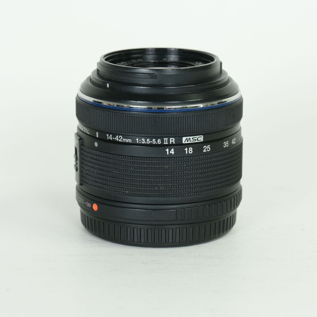 OLYMPUS M.ZUIKO DIGITAL 14-42mm F3.5-5.6IIR ブラック