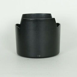 Nikon AF-S VR Micro-Nikkor 105mm f/2.8G IF-ED Nikon AF-S VR Micro-Nikkor 105mm f/2.8G IF-ED