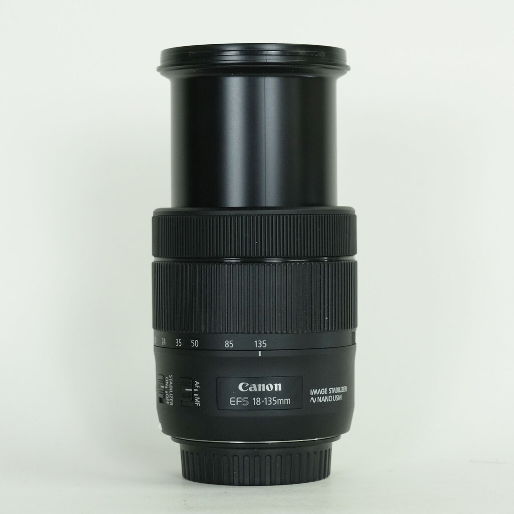 Canon EF-S18-135mm F3.5-5.6 IS USM