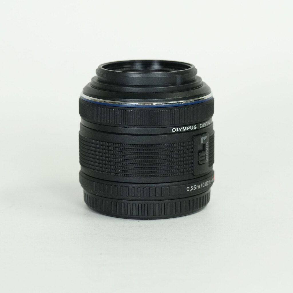 OLYMPUS M.ZUIKO DIGITAL 14-42mm F3.5-5.6IIR ブラック