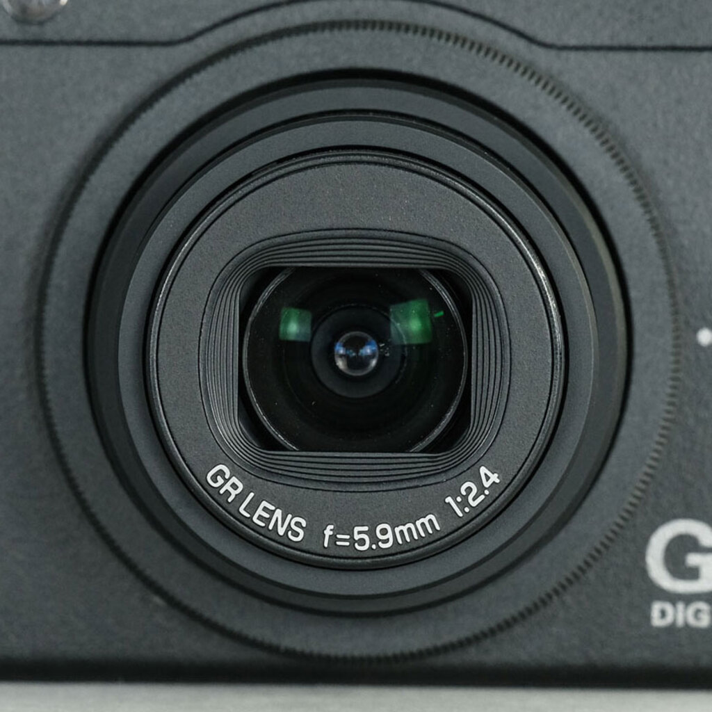 RICOH GR DIGITAL II