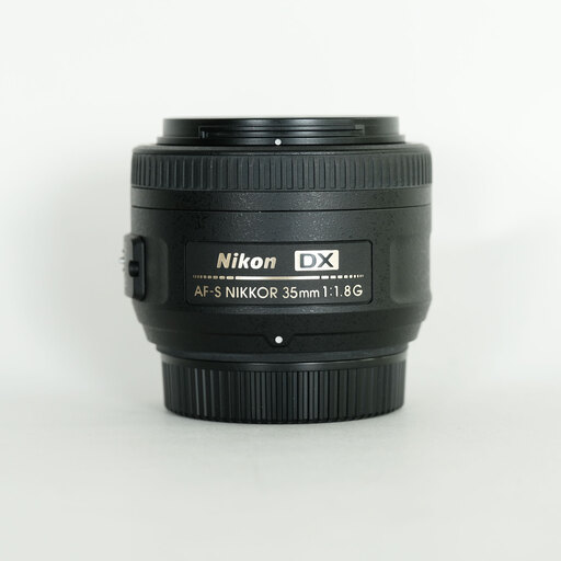 Nikon AF-S DX NIKKOR 35mm f/1.8G