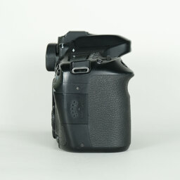 Canon EOS 80D Canon EOS 80D