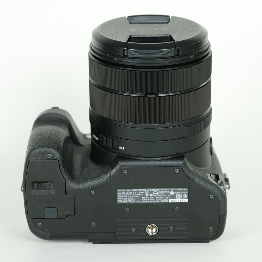 SONY Cyber-shot DSC-RX10M3