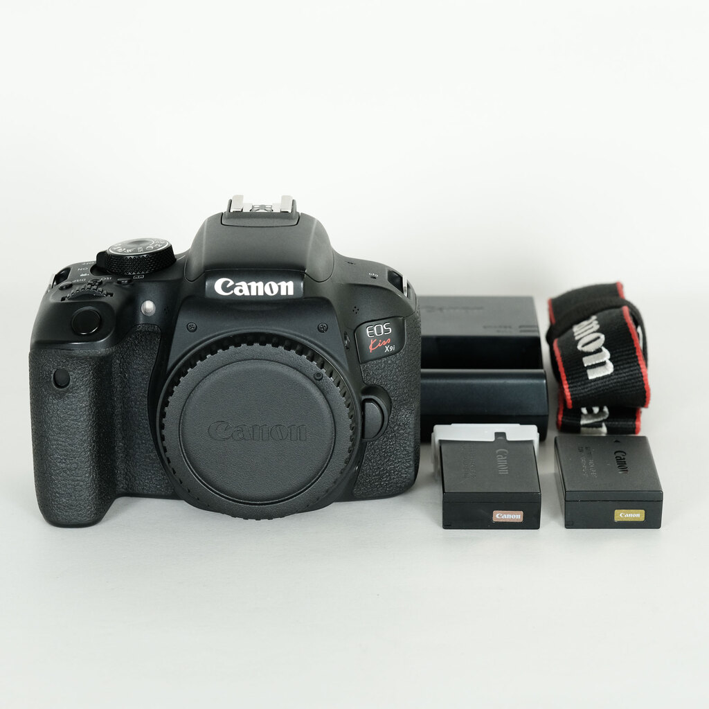 Canon EOS Kiss X9i