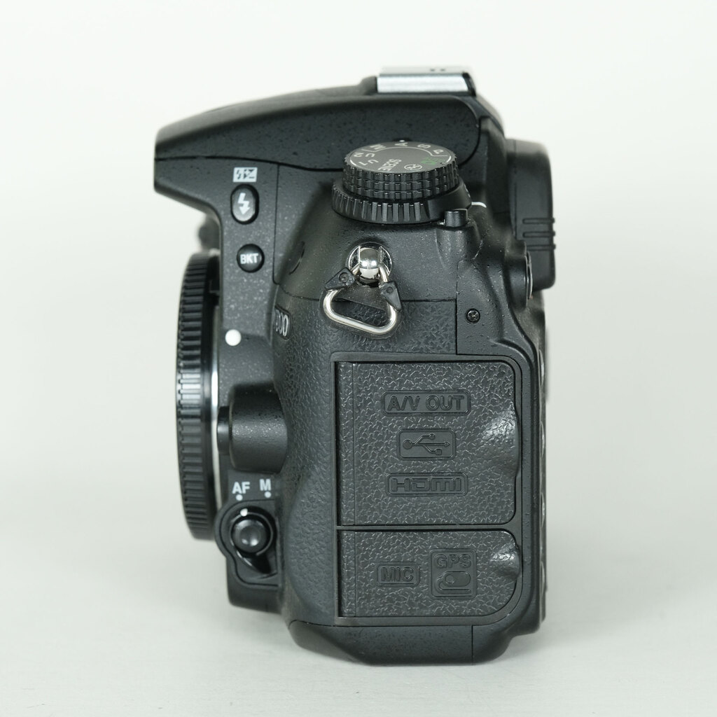 Nikon D7000